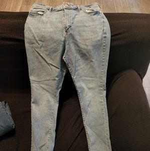 Jennifer Lopez High Rise skinny jeans